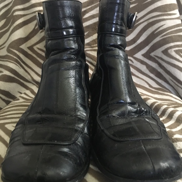 SAINT LAURENT Miles 30 Zip Eel Skin Boots - Picture 9 of 10